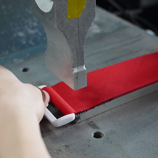 トラベルフックとループのプラスチック溶接