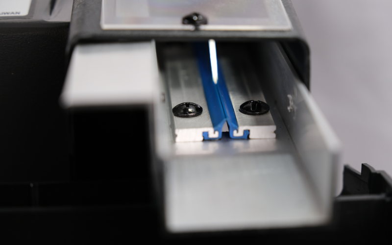 円盤型油水分離器 DG220TS 円盤型油水分離器 DG220TS