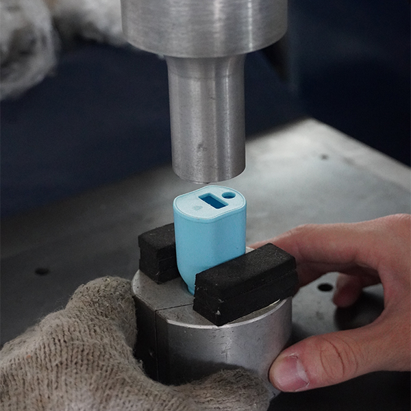 自動車のプラスチック溶接 自動車のプラスチック溶接